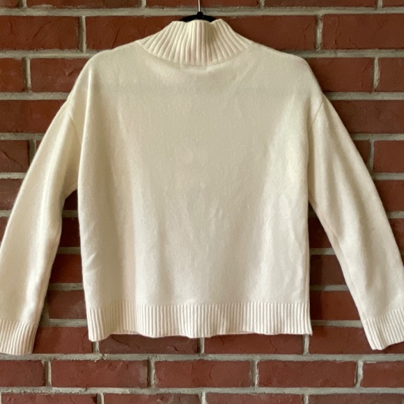 Pura Cashmere Contrast Pocket High Neck Sweater Size S NWT - Picture 3 of 14
